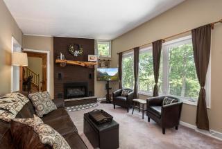 Rustic Retreat - 3