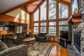 Lake House - 4