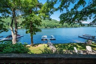 Gone Fish Inn - 7