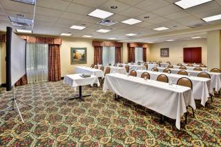 Holiday Inn Hotel & Suites Ann Arbor University of Michigan Area by IHG - 1