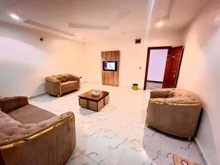 De New Dawn DND Hotel And Lounge - 5