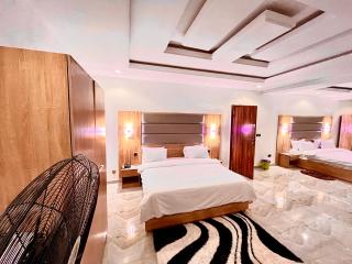 De New Dawn DND Hotel And Lounge - 4