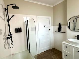 The Bank Guesthouse - Kanga Room - 1