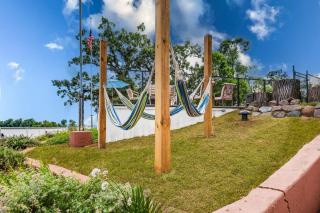 The Grand View on Pistakee Lake Pool Pier Stunning Panoramic Lake Views - 5
