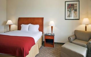 Holiday Inn Express Hotel and Suites Fairfield-North by IHG - 3