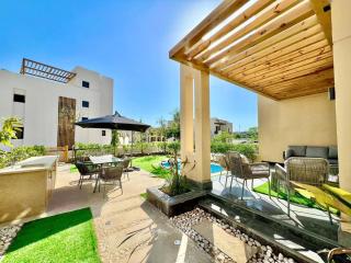 Luxury Resort Villa with Private Pool Oasis - 8
