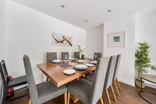 Surrey 5-Bed Home for Groups Business Stays - Pass the Keys - 3