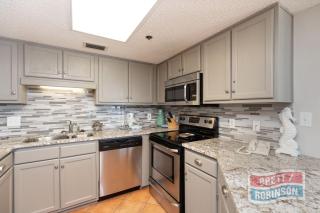 Phoenix East 2 by Brett Robinson Vacations - 3