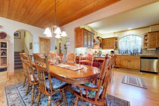 New England Cottage - 4
