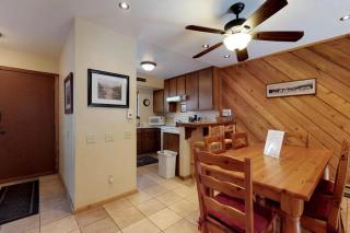 Blue Jay Condominium - 8