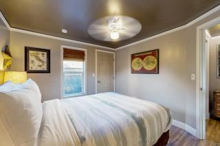 Tina's Cottage - 2