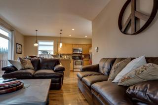 The Buxton - 9