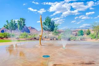 Red Mountain Retreat: Paradise Village #5 - 8