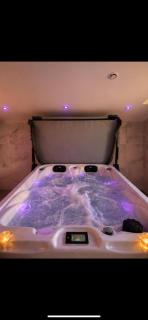 Le Reve Luxe Spa Privatif Jacuzzi Sauna - 6