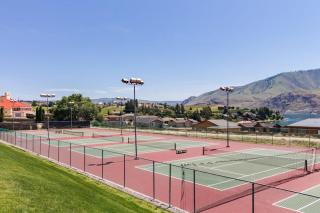 Lake Chelan Shores: Lakeside Luxury #19-5 - 7