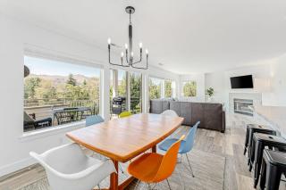 Park Pointe: City Sights Chalet (A204) - 2