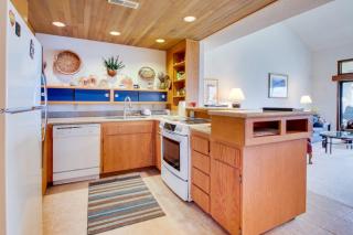 Lake Chelan Shores - Serenity by the Lake #15-9 - 4