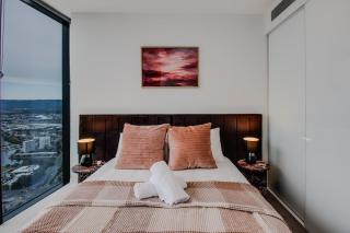 Luxury 60th Floor Skyline Views at The Star - 1