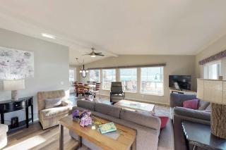Manson Lake House - 4