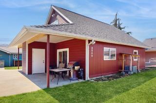 The Red Lake House - 0