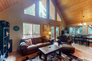 Tivoli Chalet - 8