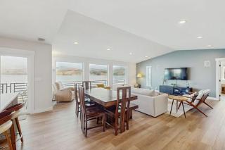 South Lakeshore Waterfront Oasis - 4
