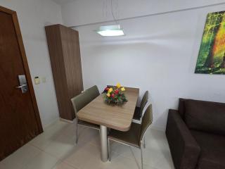 Apto com 3 Suítes, linda vista e ótima área de lazer - até 10 pessoas - 6