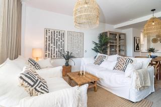 Lm10Bb- Modern Living With Large Sunny Terrace - 3