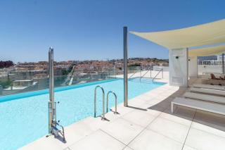 INF3.3K- Stunning city apartment close to beaches - 4