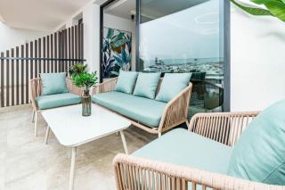 INF2.5E- Tastefully Furnished Apartment in the Hea - 9