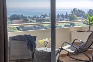 LL- 1 bedroom apt close to Laguna Village Estepona - 4