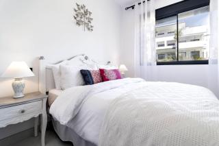 LAE23i- Modern apartment in Luxury urbanisation - 1