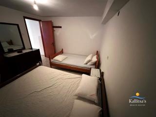 Kallitsa's Beachfront House - 9