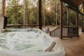 Sunrise & Serenity - Broken Bow - 1