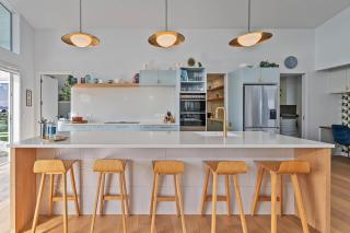 Rings Beach Retreat - Award Winning Property - 5