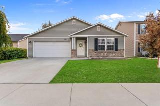Cozy Costal Get Away Meridian Idaho 4 bedroom - 6