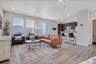 Stylish 2 bedroom townhome - 1