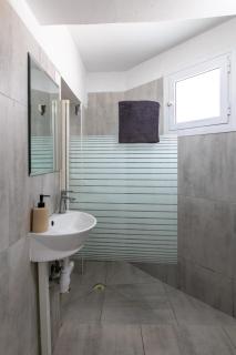 Cozy 2-bedroom apartment near Finikoudes Beach - 3
