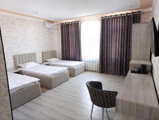ASIL MUHAMMADAZIZ family guest house - 1