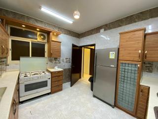 Furnished apartment with hotel amenities in Abha, 3 bedrooms - 8