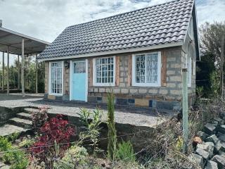 Longonot Cabin - 0