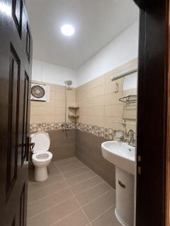 Golden Whisper 2 Bedrooms air conditioned - 4