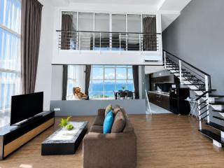 Full Seaview 2BR Duplex Loft Maritime Suites George Town 0705 - 9