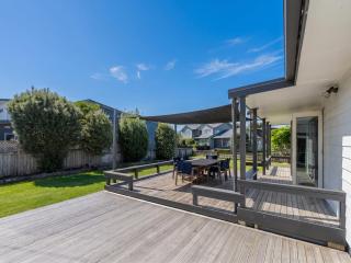 Nest by the Beach - Cooks Beach Holiday Home - 6