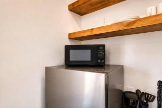 #15 South Padre Getaway Studio + Pool Relax - 5