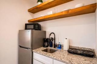 #15 South Padre Getaway Studio + Pool Relax - 1