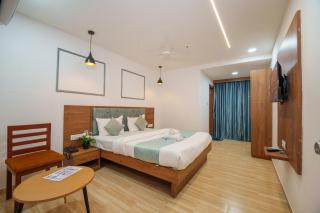 Hotel Landmark - 5