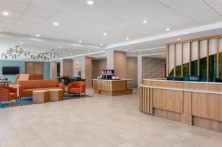 Hampton Inn & Suites Cadillac - 6