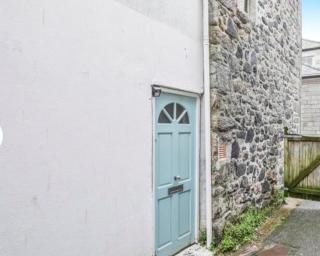The Loft - Bright apartment centre St Ives sleep 4 - 2