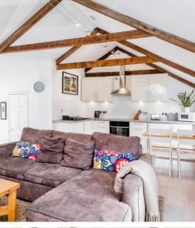 The Loft - Bright apartment centre St Ives sleep 4 - 9